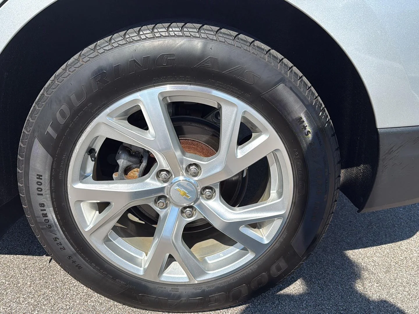 Used 2019 SILVER ICE METALLIC Chevrolet LT image 16