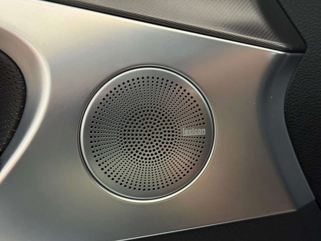 2024 GENESIS G70 Standard - Photo 19