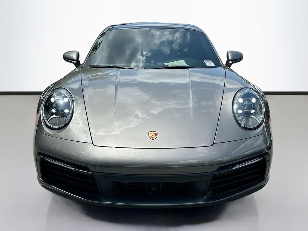 Used 2020  Porsche  image 2