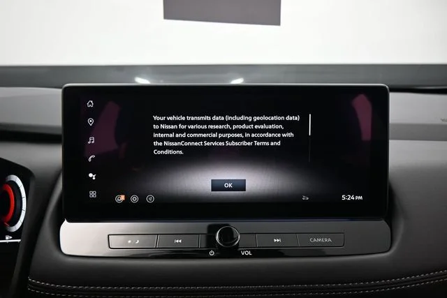 New 2026 Gray Nissan Platinum image 24