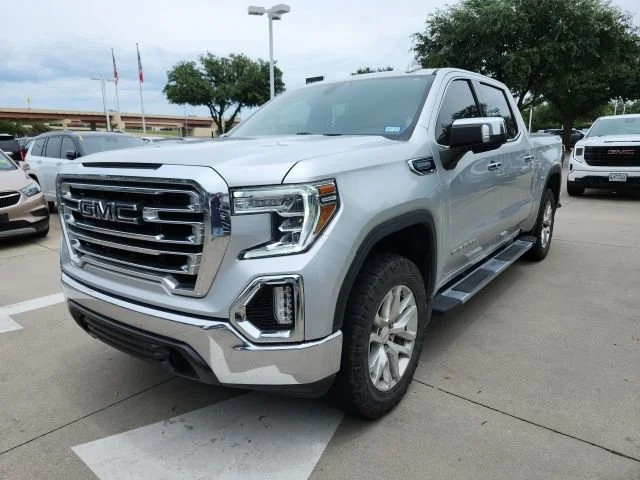 2022 GMC Sierra 4WD Crew Cab Short Box SLT's photo