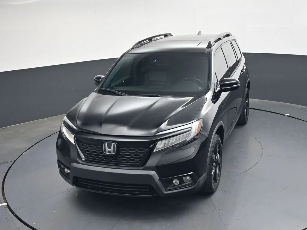 Used 2020 Crystal Black Pearl Honda Elite image 18