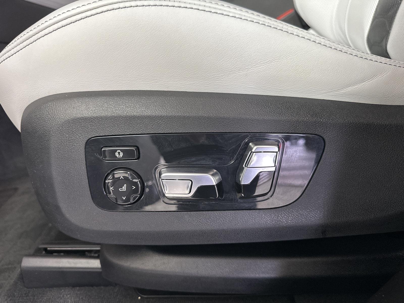 Used 2024 Carbon Black Metallic BMW Competition image 8