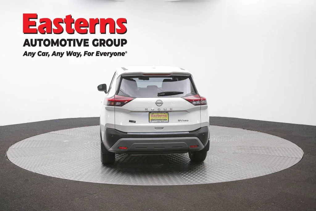 Used 2023 White Nissan SV image 35