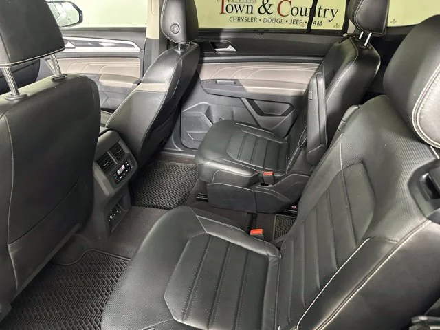 Used 2021 Gray Volkswagen 3.6L V6 SEL Premium R-Line image 22