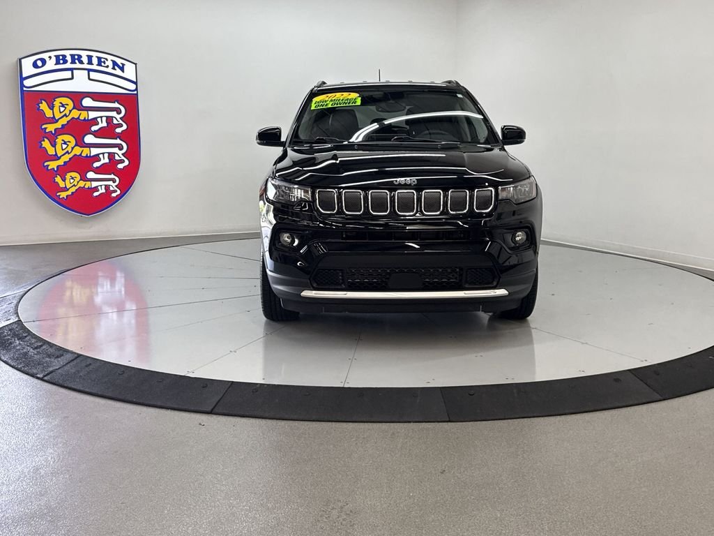 Used 2022 Diamond Black Jeep Limited image 10