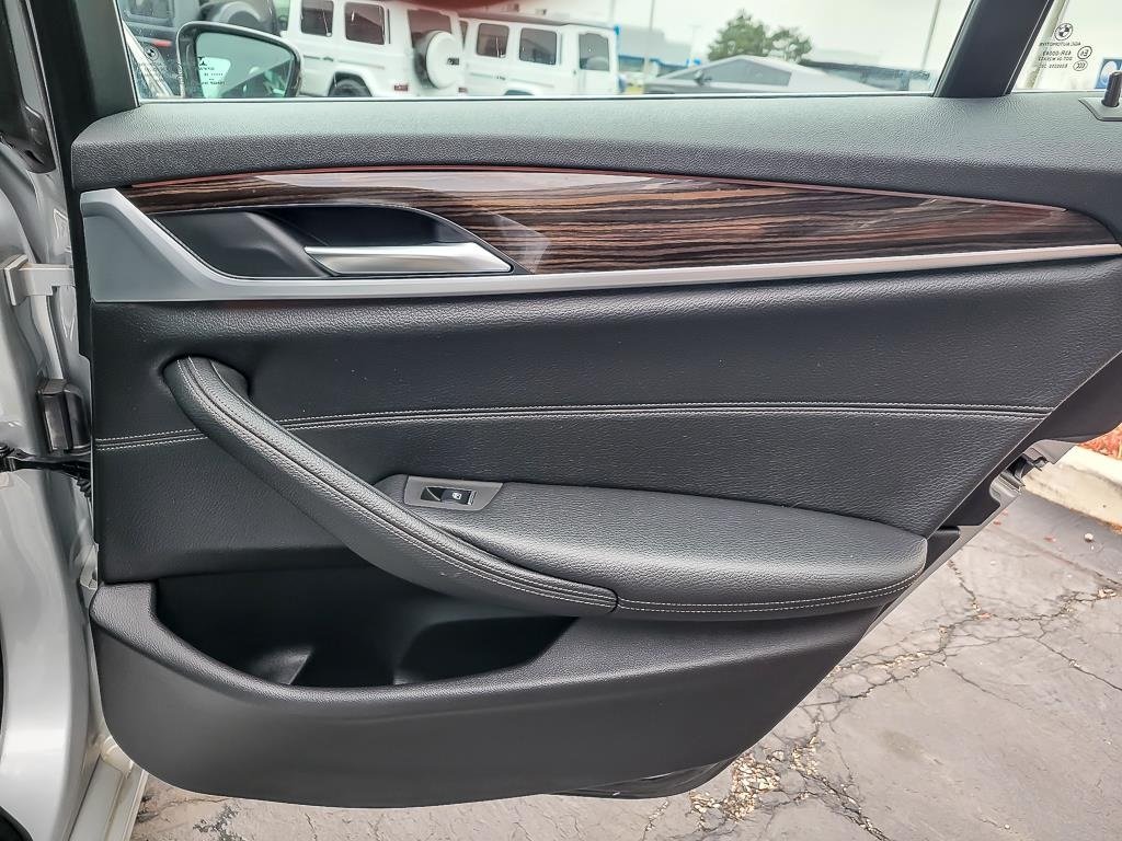 2019 BMW 530I - Image 21