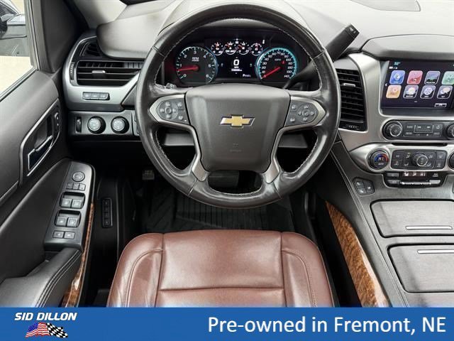 Used 2020 Iridescent Pearl Tricoat Chevrolet Premier image 5