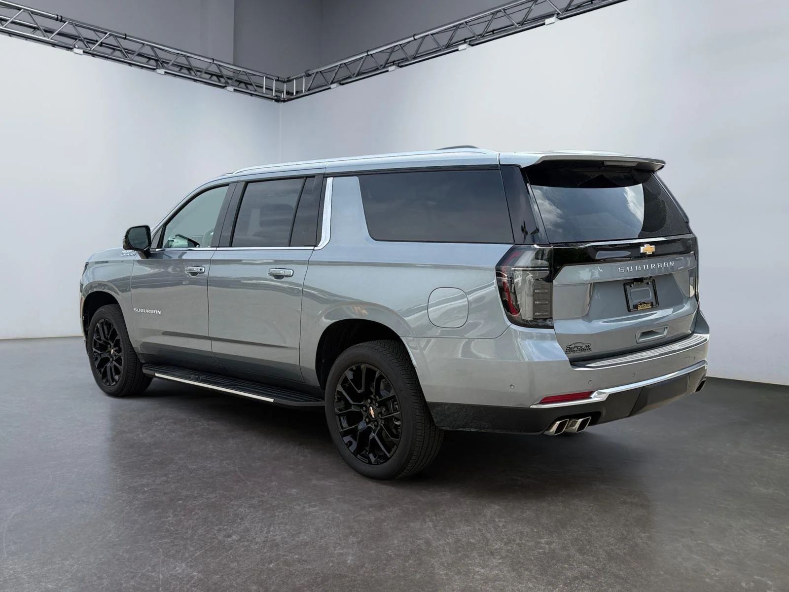2026 Chevrolet Suburban High Country - Photo 5