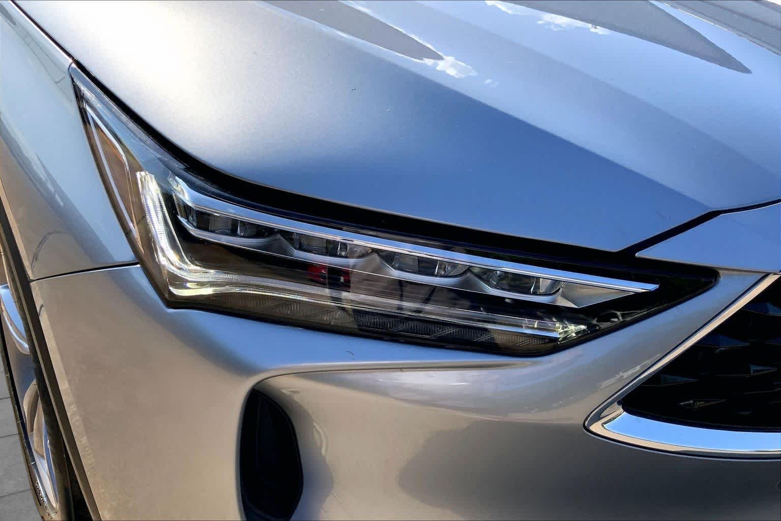 Used 2024 Lunar Silver Metallic Acura  image 28