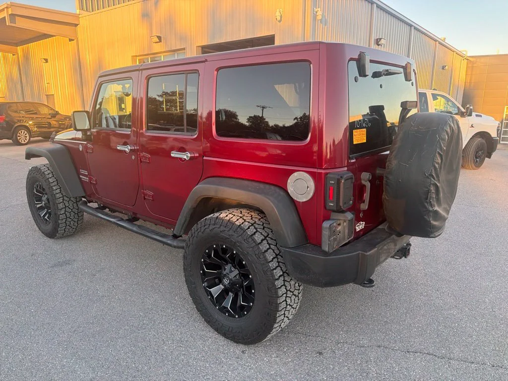 Used 2012 Red Jeep Unlimited Sport S image 8