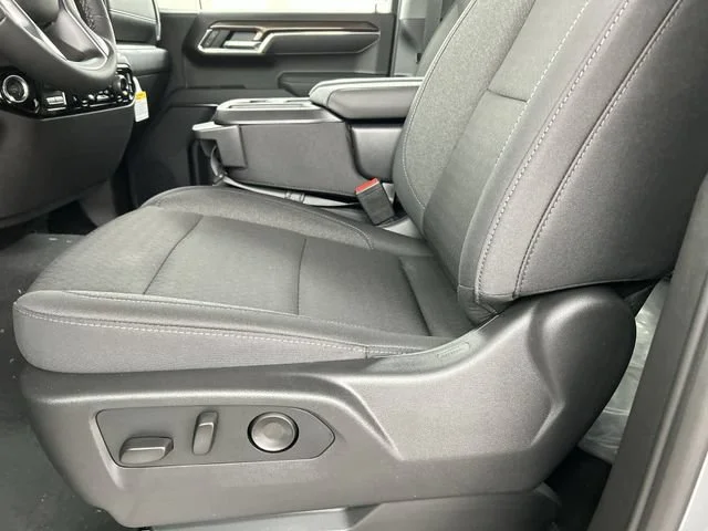 New 2026 Sterling Gray Metallic Chevrolet LT (2FL) image 22