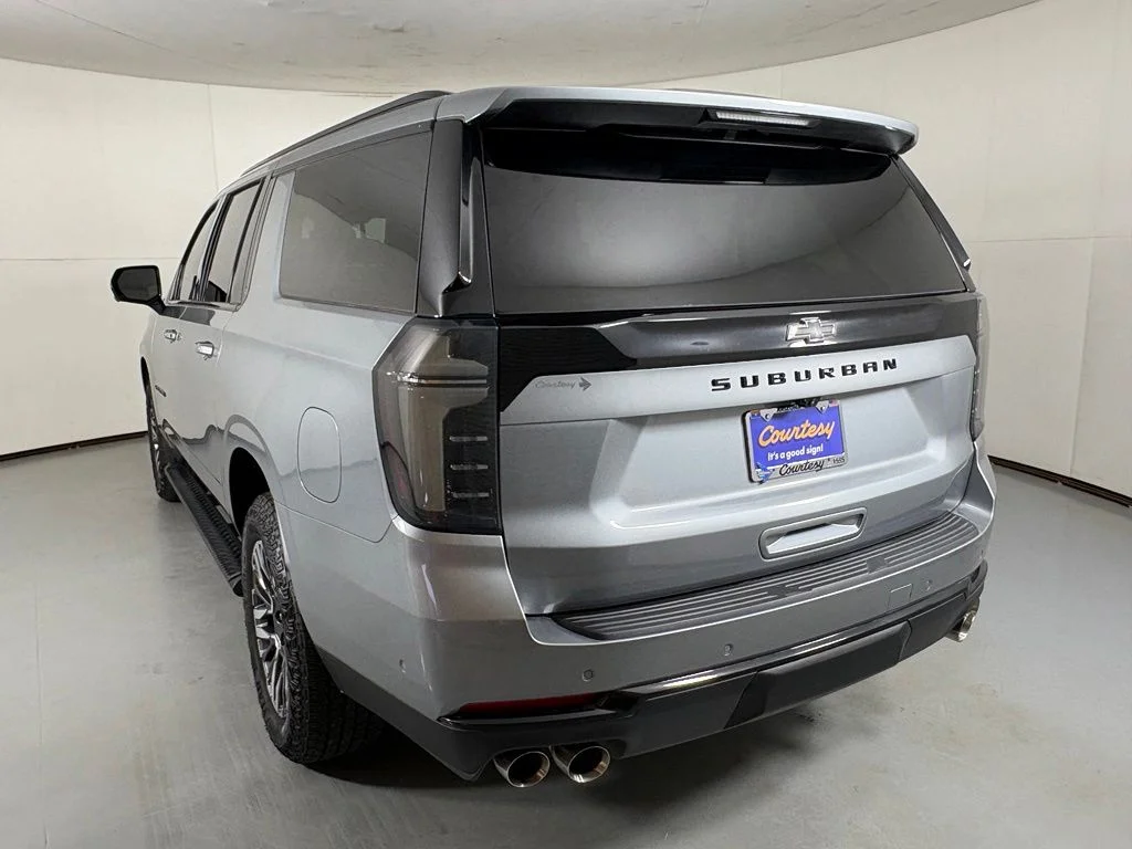 Used 2026 Gray Chevrolet Z71 image 6