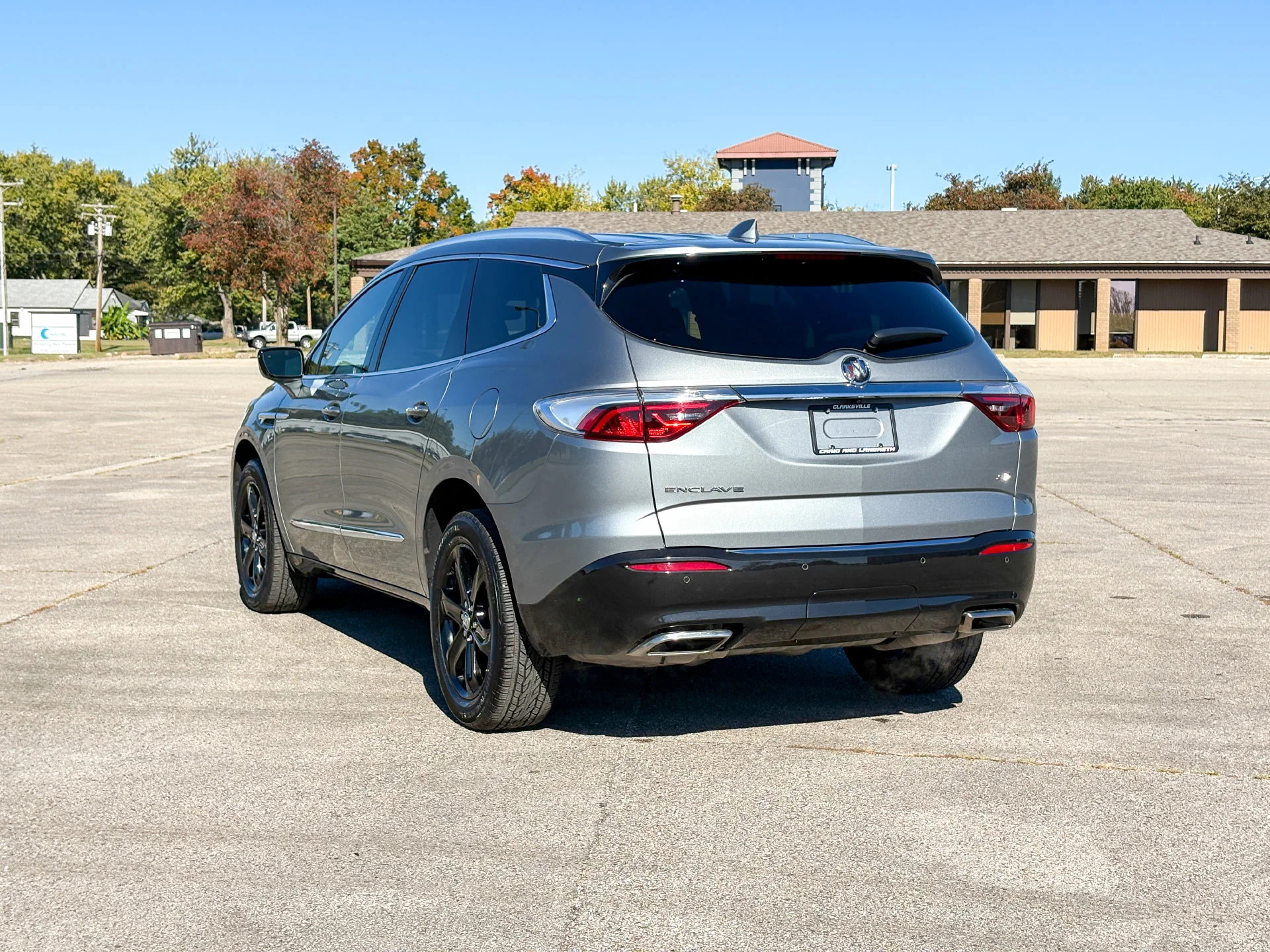 Used 2024 Gray Buick Essence image 6