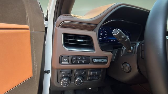 Used 2024 Beige Chevrolet High Country image 22