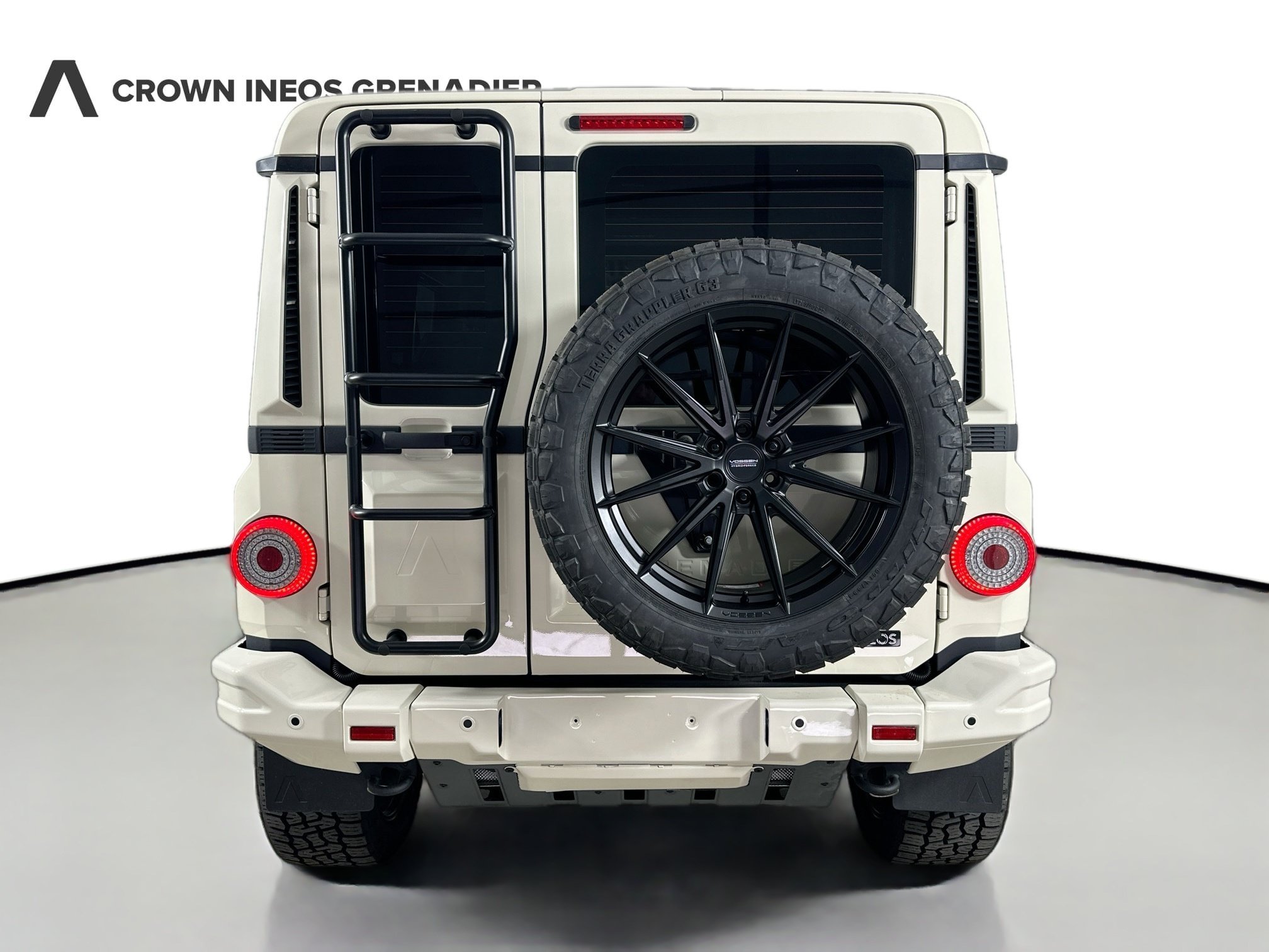 New 2026 Scottish White INEOS Fieldmaster Edition image 6