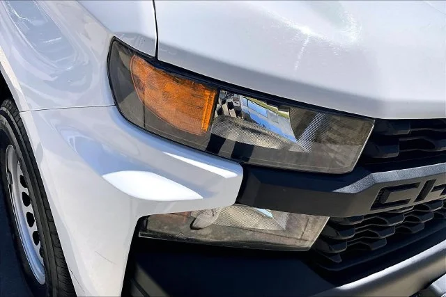Used 2021 Summit White Chevrolet WT image 27