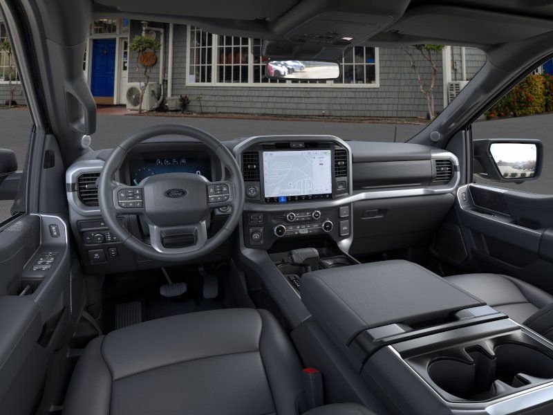 2025 Ford F-150 XLT - Photo 9