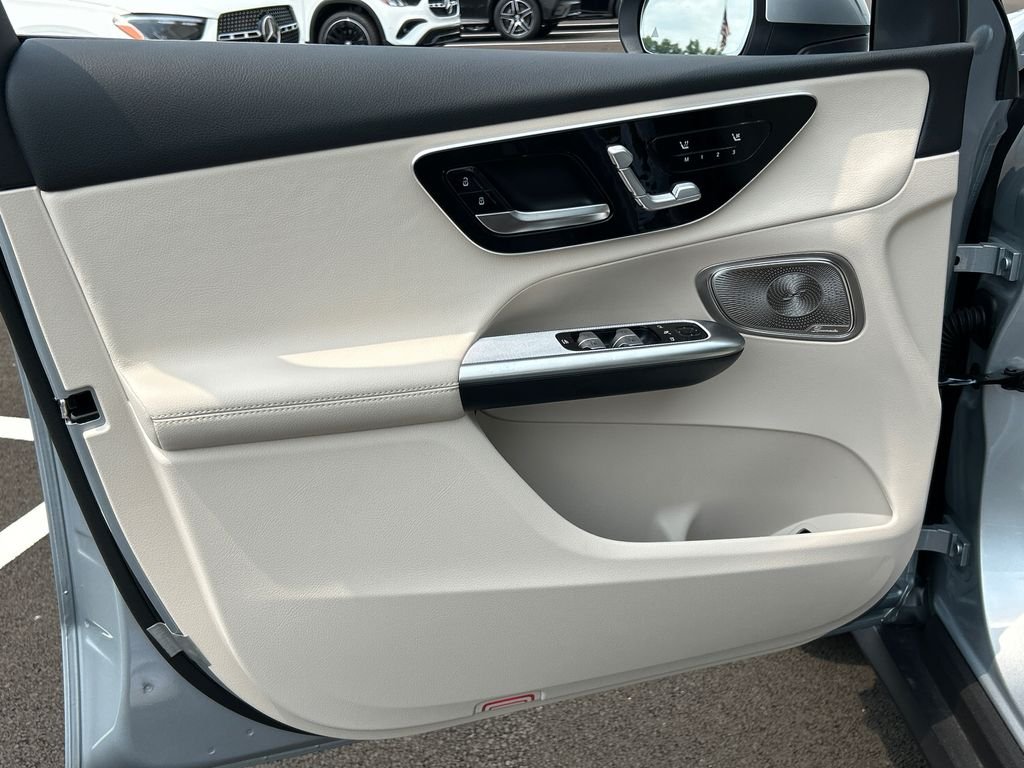 New 2026 Cirrus Silver Metallic Mercedes-Benz GLC 300 image 10