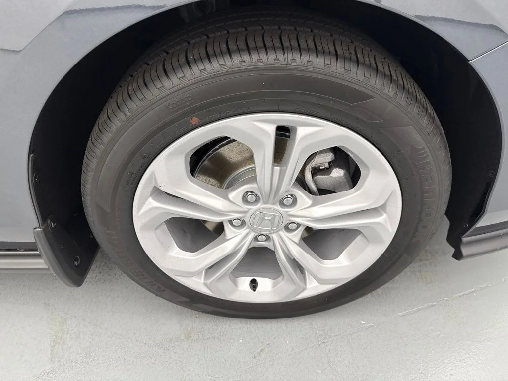 New 2026 Meteorite Gray Metallic Honda LX image 13