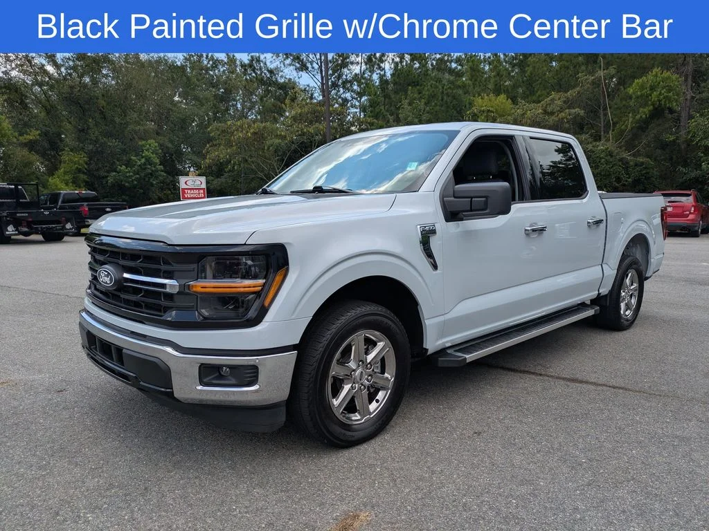 Used 2025 White Ford XLT image 8