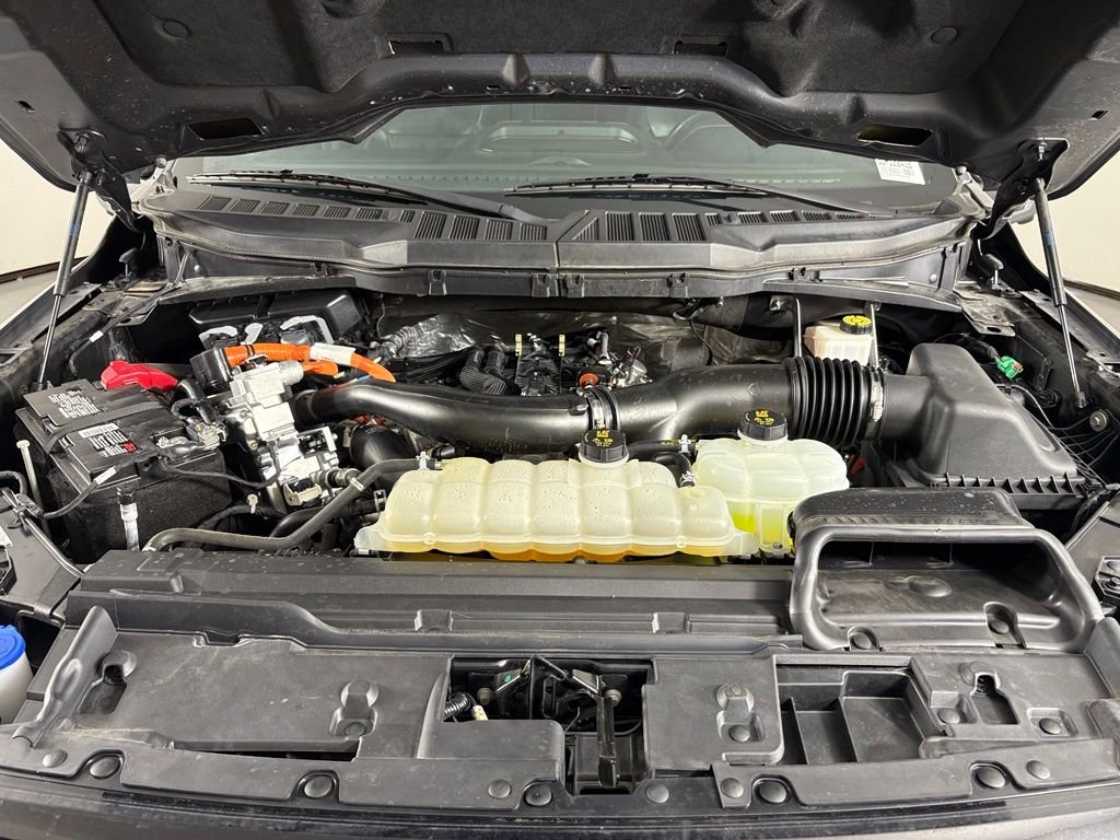 Used 2024 Gray Ford Lariat image 46