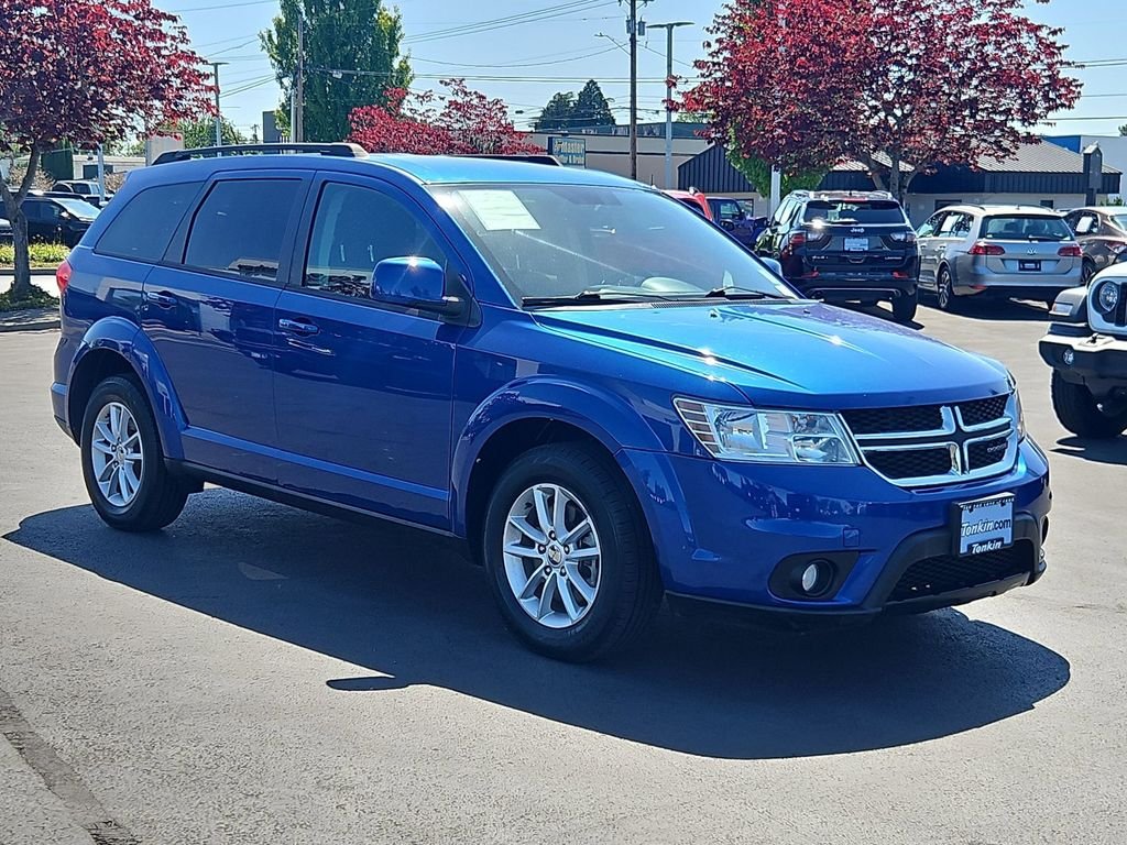 Used 2015 Blue Dodge SXT image 8