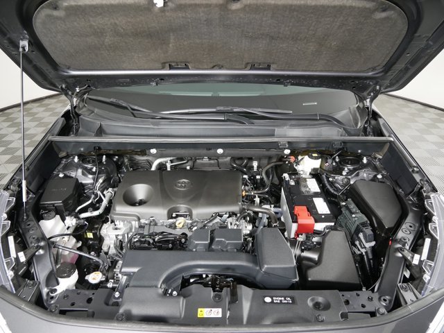 Certified Used 2025 Magnetic Gray Metallic Toyota XLE Premium w/ Weather Pkg image 34