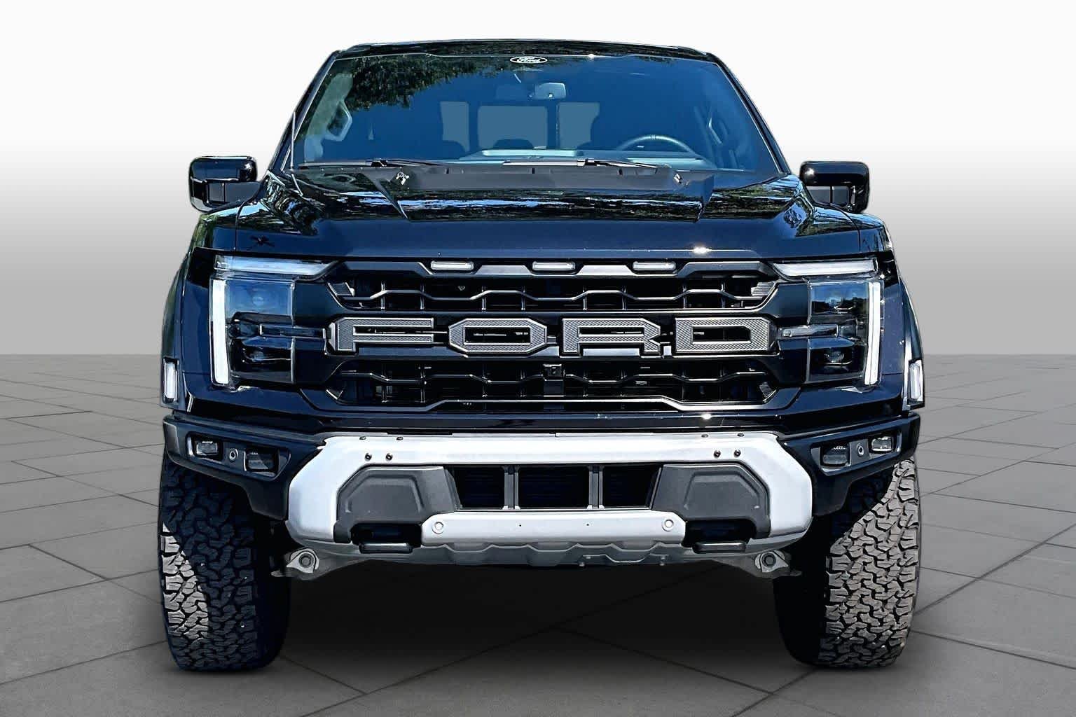 Used 2025 Agate Black Ford Raptor image 4