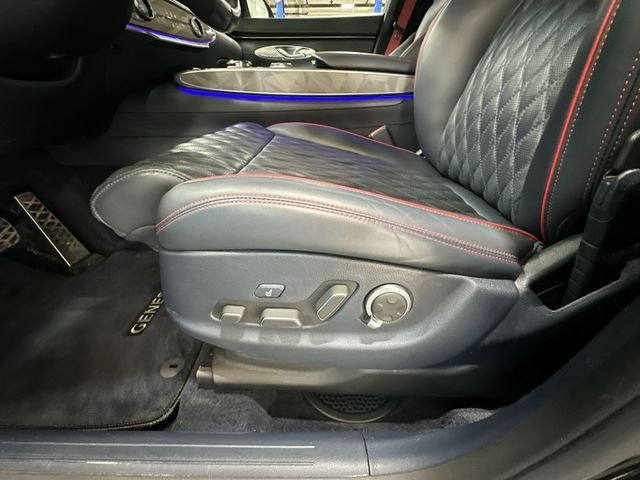 Used 2022 Black Genesis 3.5T Sport image 18