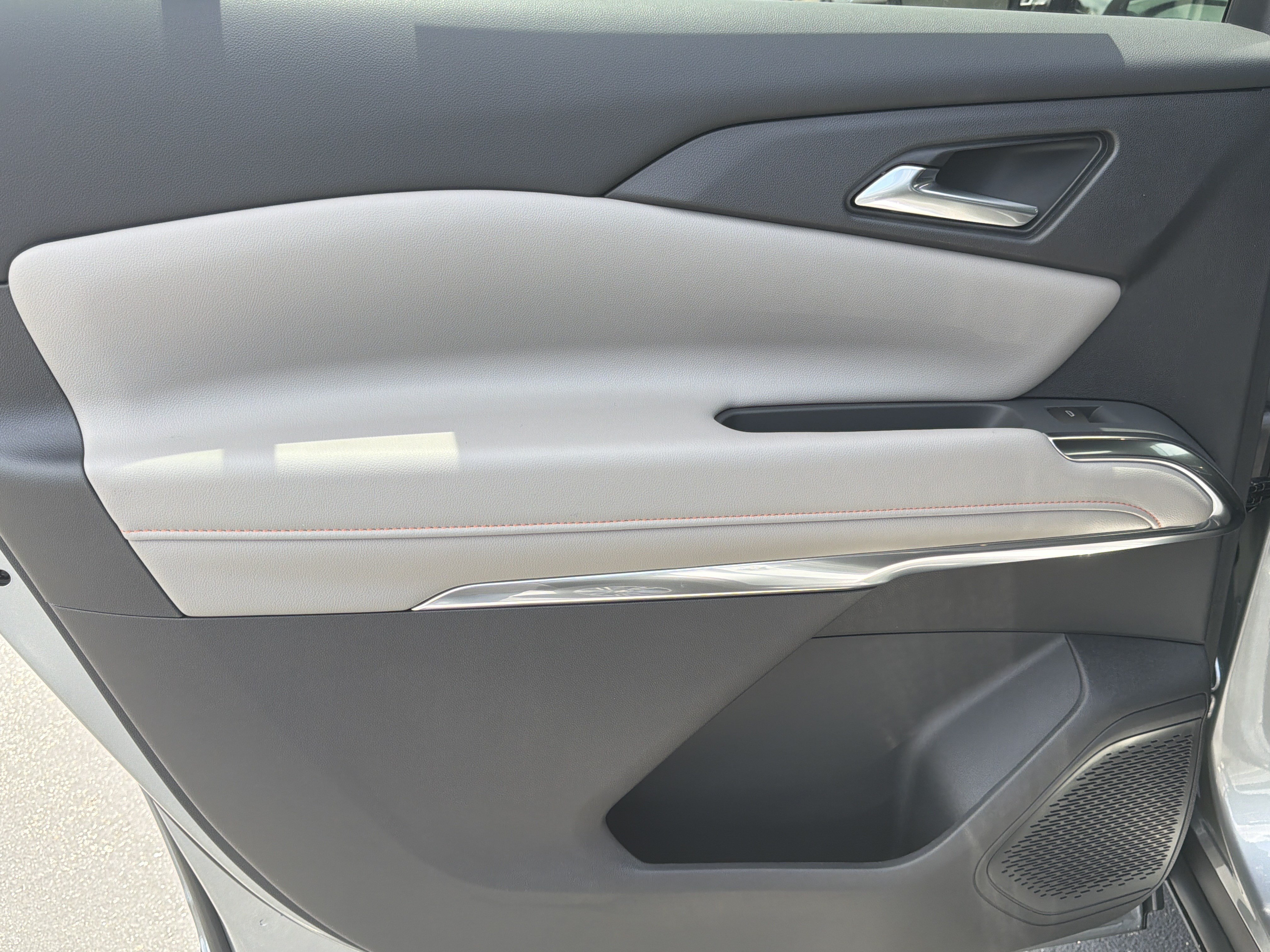 2026 Chevrolet Traverse LT - Photo 23