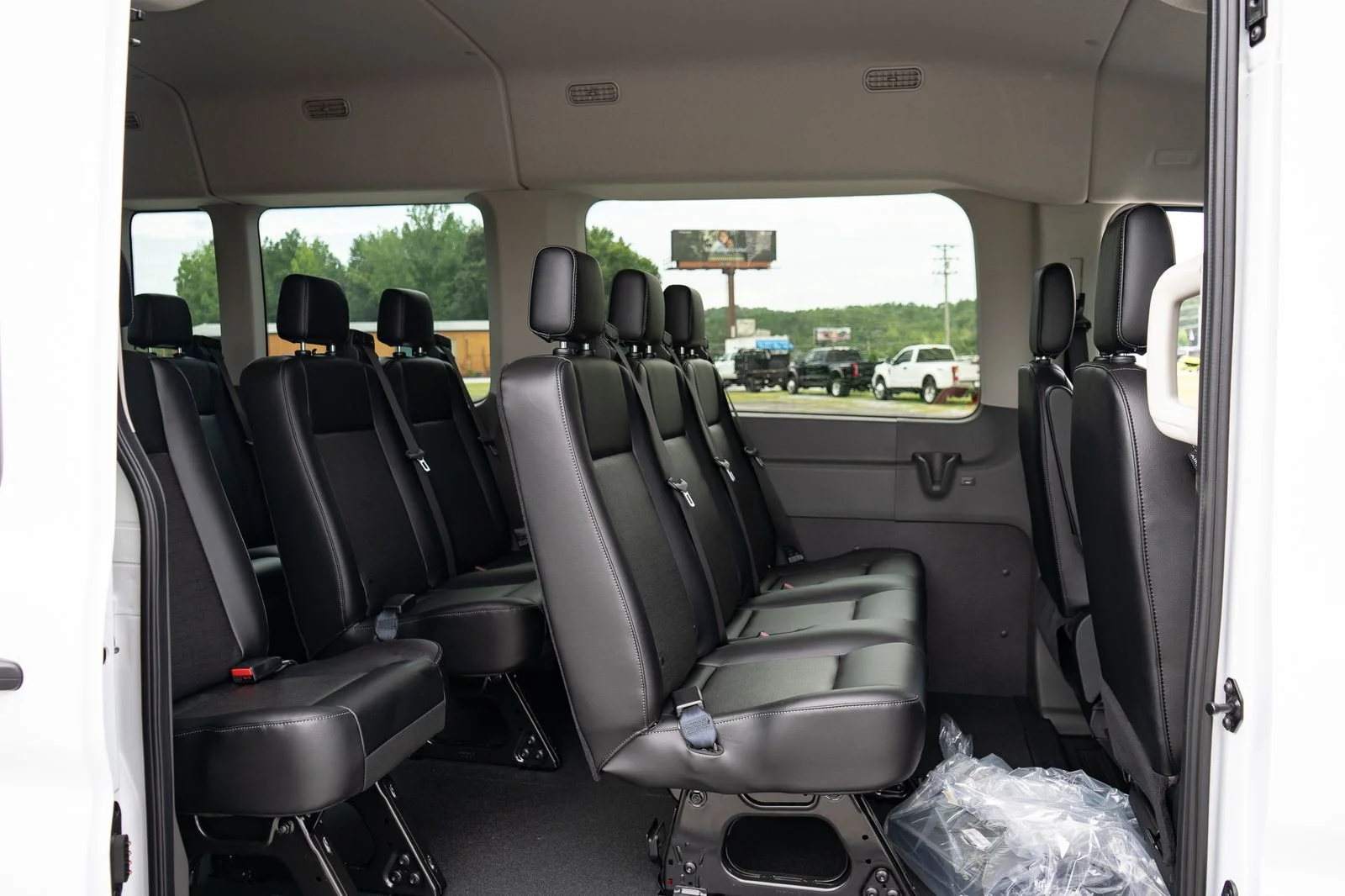 New 2026 Oxford White Ford Passenger Van XL image 18