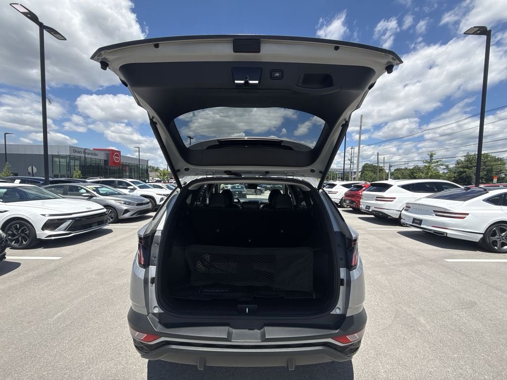 Used 2023 Silver Hyundai SEL image 23