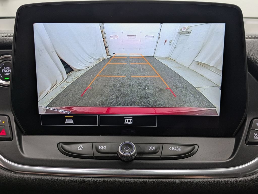 Used 2023 RADIANT RED TINTCOAT Chevrolet LT image 13