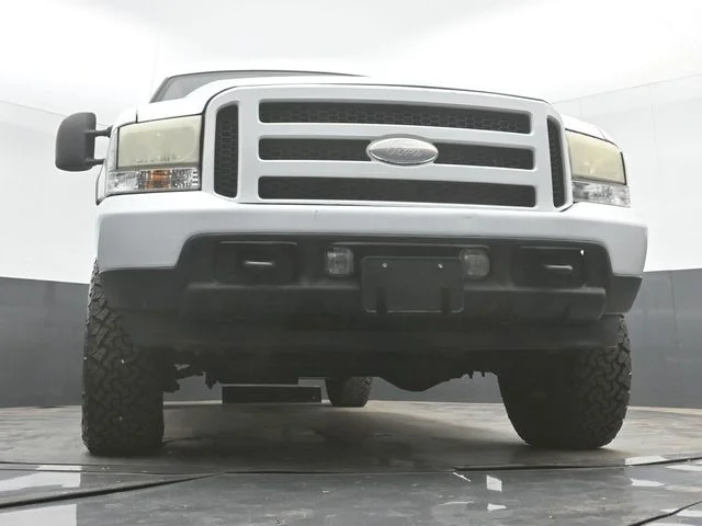 Used 2004 Beige Ford XLT image 40