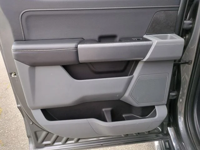 Used 2025 Gray Ford XLT image 25