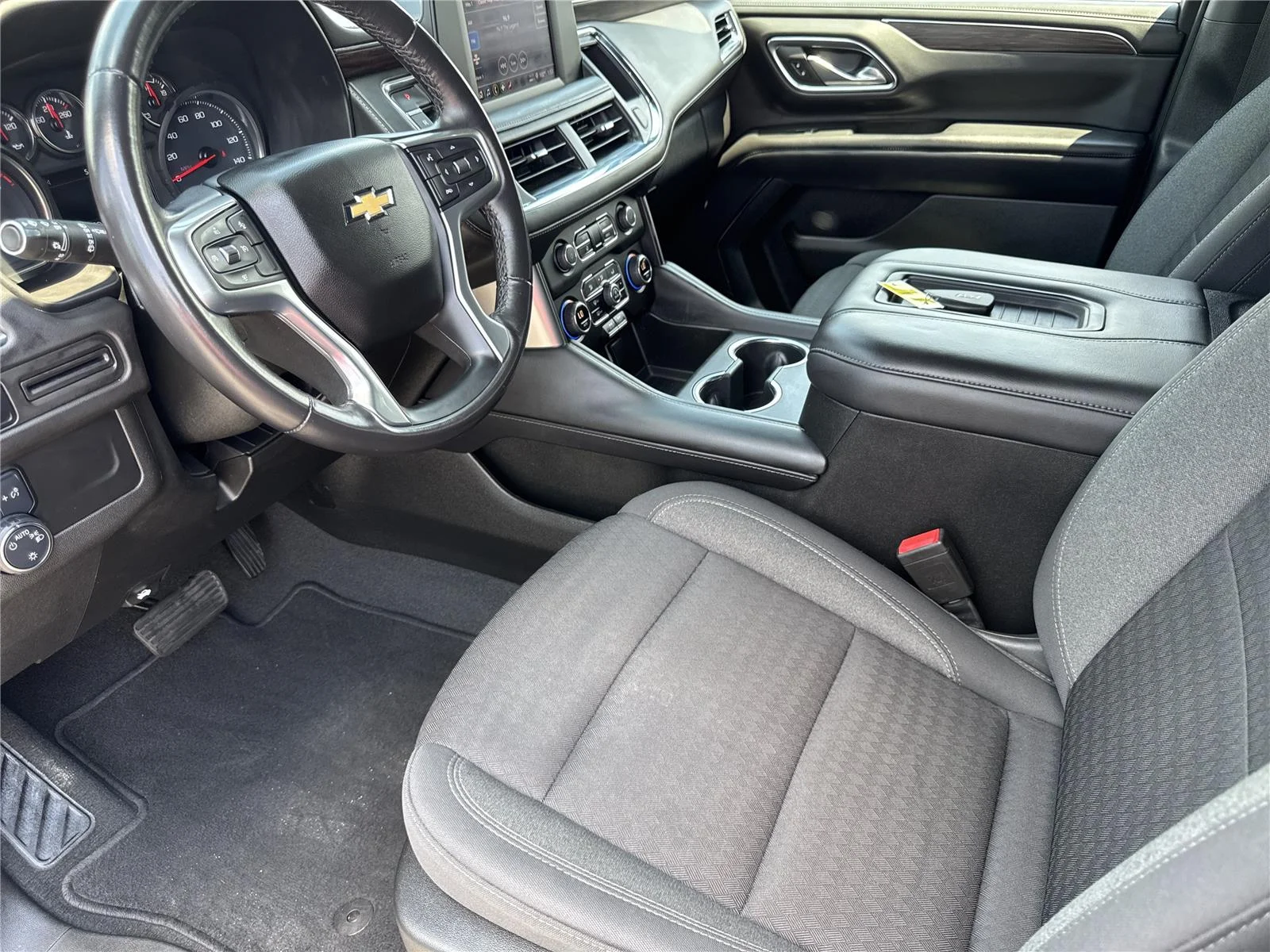 Used 2023 Auburn Metallic Chevrolet LS image 11