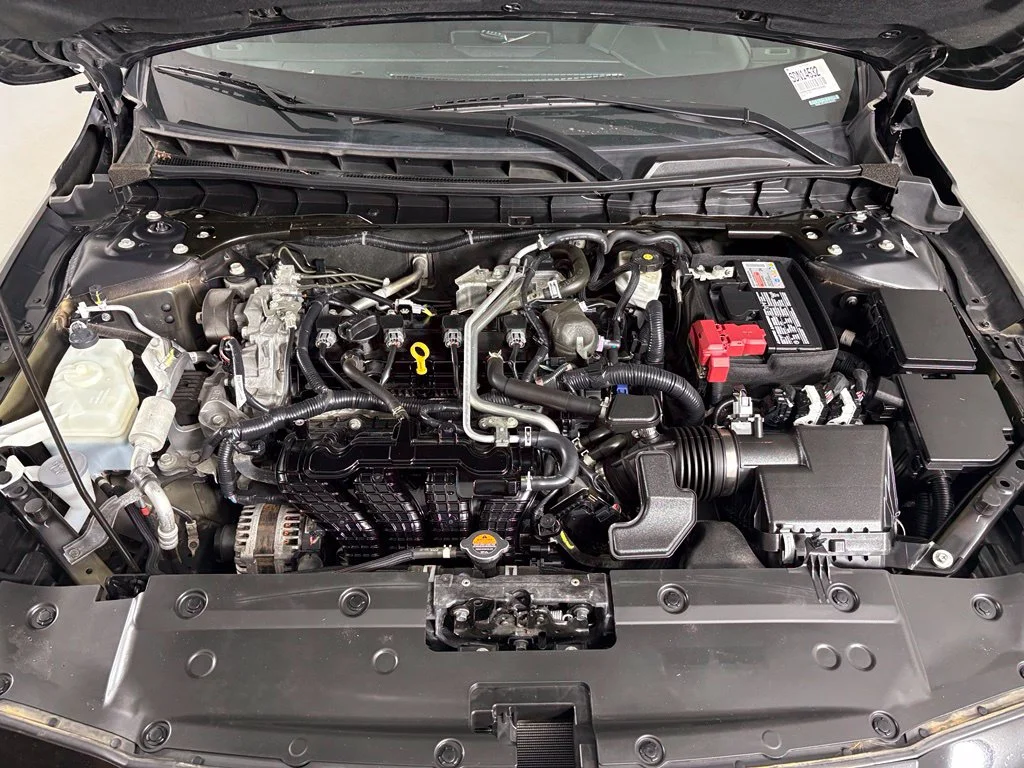 Used 2024 Black Nissan 2.5 SV image 37