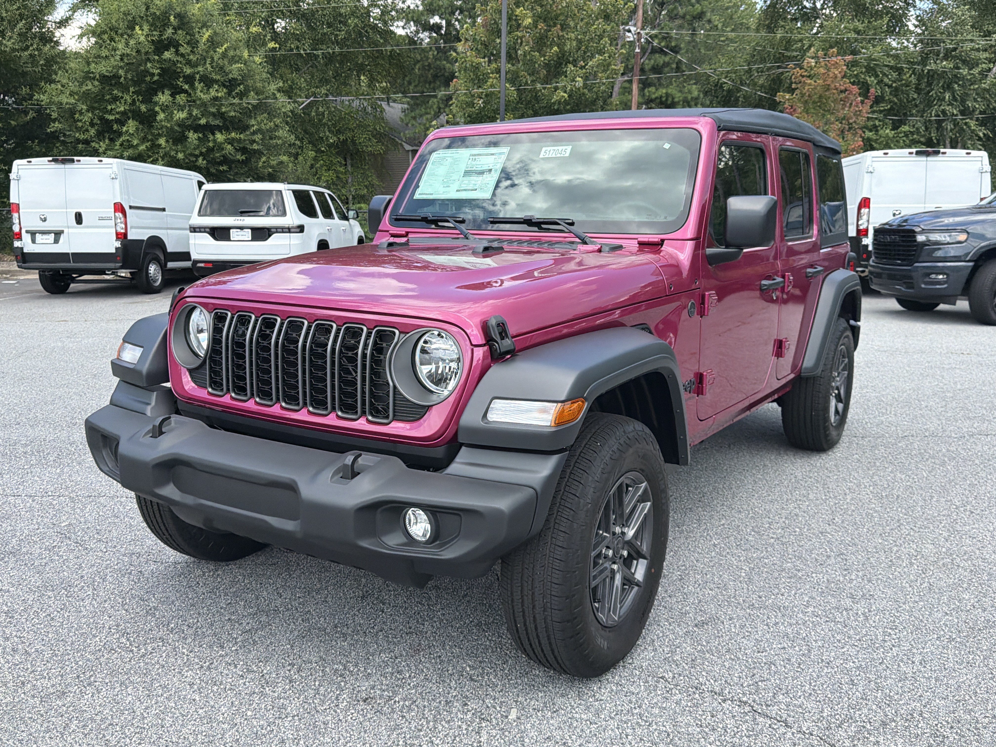 New 2026 Tuscadero Pearl-Coat Exterior Paint Jeep Sport image 3