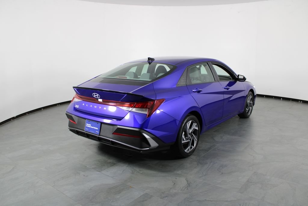 2025 Hyundai Elantra SEL - Photo 16