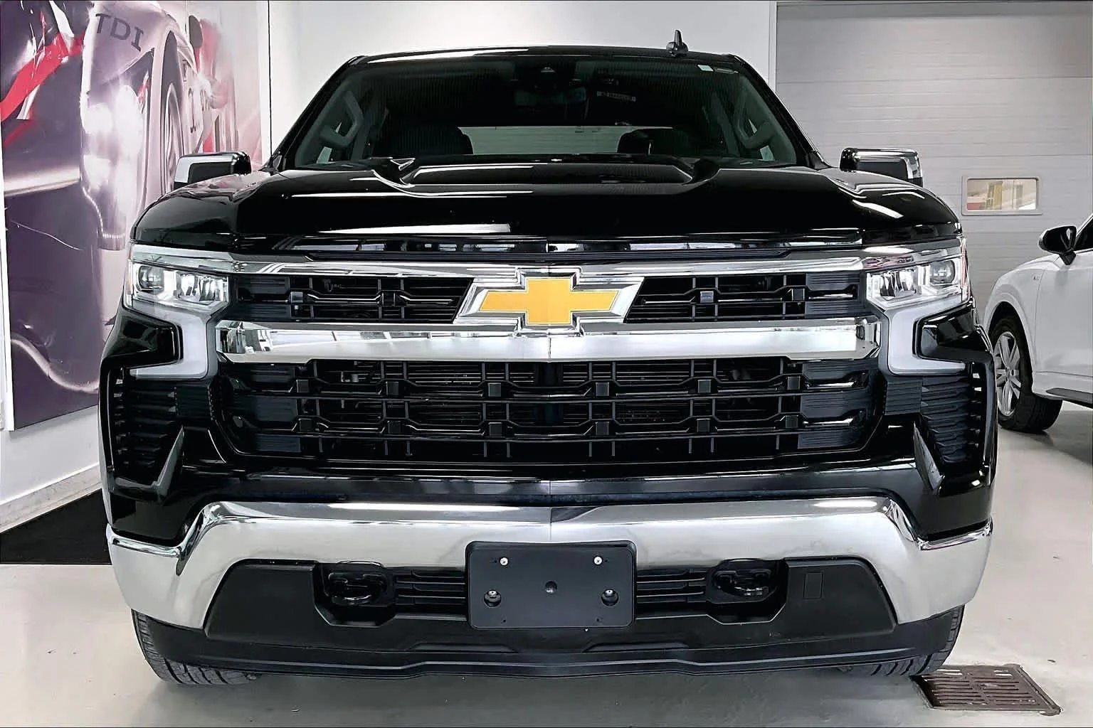 Used 2022 Black Chevrolet LT image 6