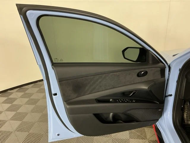 Used 2025 Blue Hyundai Base image 12