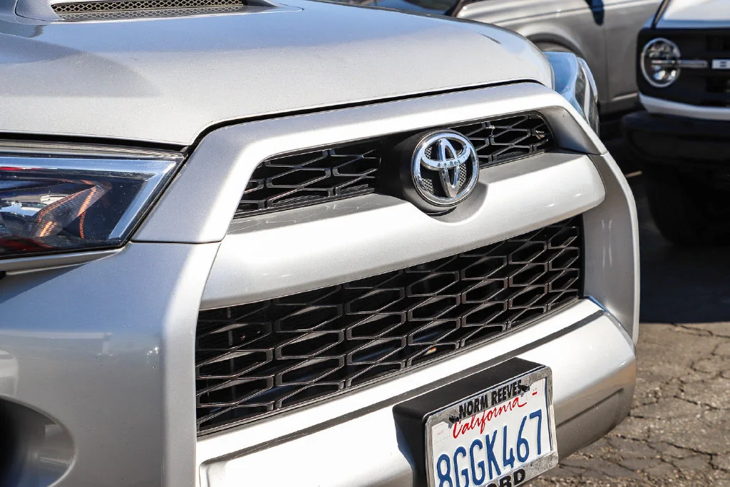 Used 2018 Silver Toyota TRD Off-Road image 6