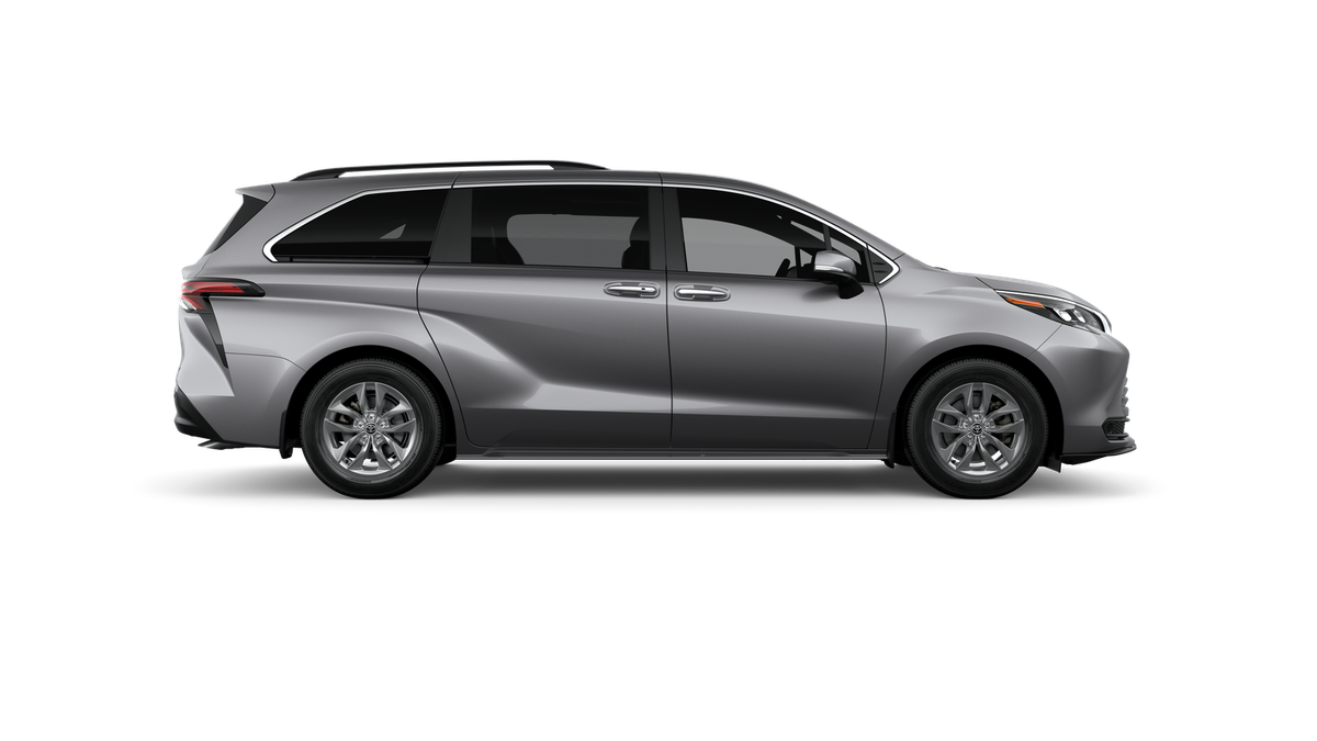New 2026 Heavy Metal Toyota XLE image 20
