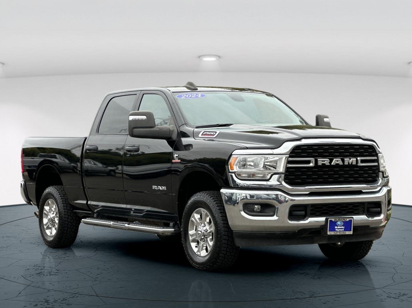 Used 2024 Diamond Black Ram Big Horn 4D Crew Cab image 8