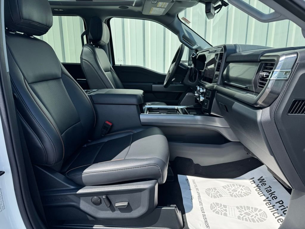 2025 Ford F-250 Super Duty Lariat - Photo 38