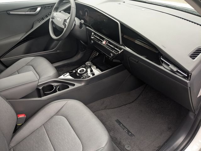 2025 Kia Niro Wave - Photo 24