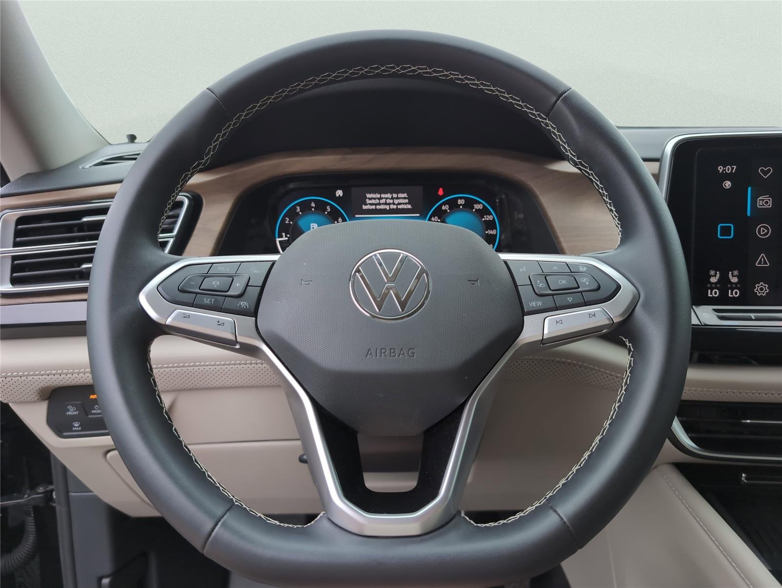 Used 2026 Silver Mist Metallic Volkswagen 2.0T SE w/Technology image 21