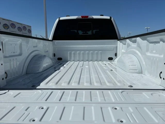 New 2026 Oxford White Ford XL image 6