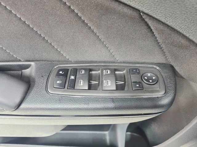 Used 2023  Dodge R/T image 33